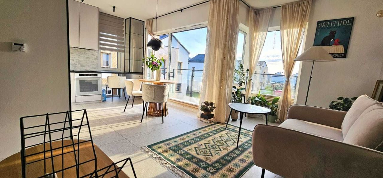 Mieszkanie 3-pokojowe Niewierowo