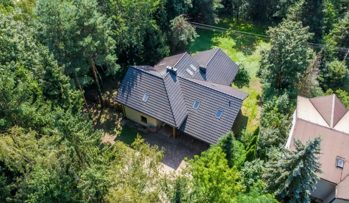 dom wolnostojący, 5 pokoi Dąbrówka Wielka, ul. Sadowa