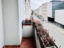 Mieszkanie 4-pokojowe Opole Śródmieście, ul. Augustyna Kośnego. Zdjęcie 3