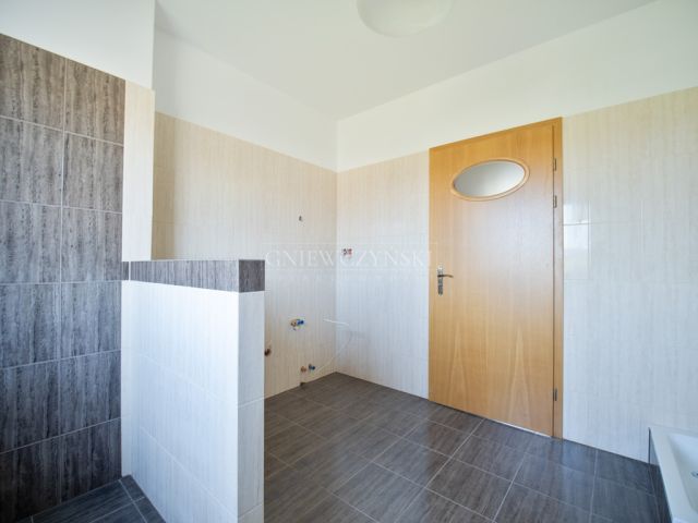 dom wolnostojący, 5 pokoi Grodków. Zdjęcie 10