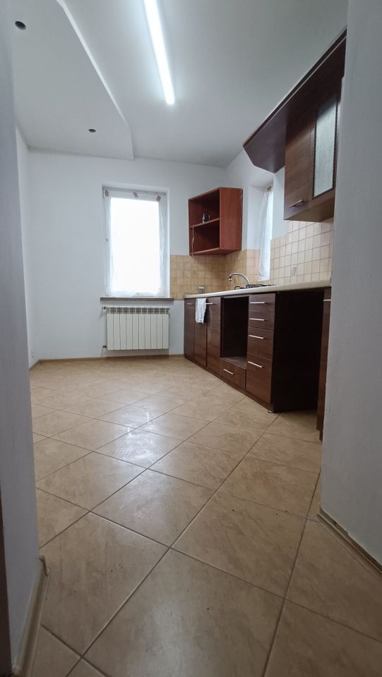 dom wolnostojący Zduńska Wola, ul. Wilcza. Zdjęcie 5