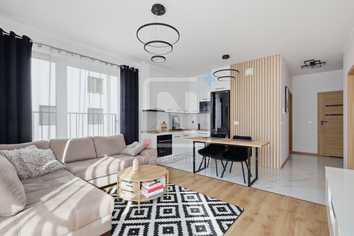 Mieszkanie 3-pokojowe Warszawa Praga-Północ, ul. Aleksandra Kotsisa. Zdjęcie 1