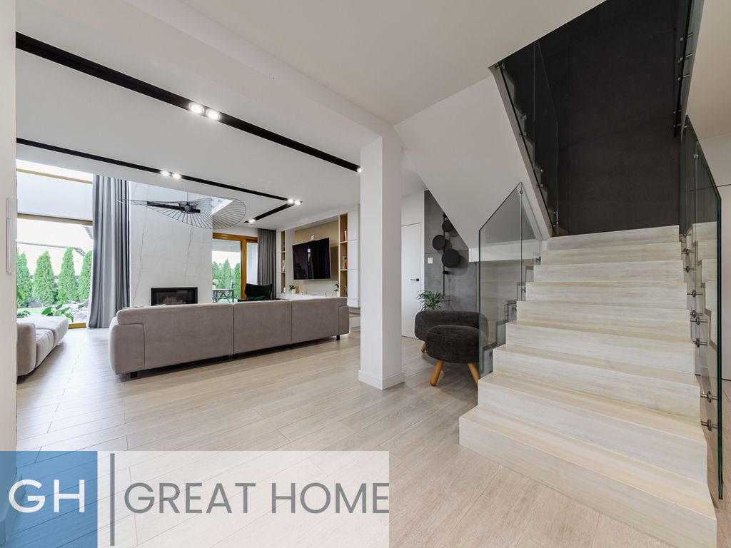 dom wolnostojący, 5 pokoi Wyględy. Zdjęcie 5