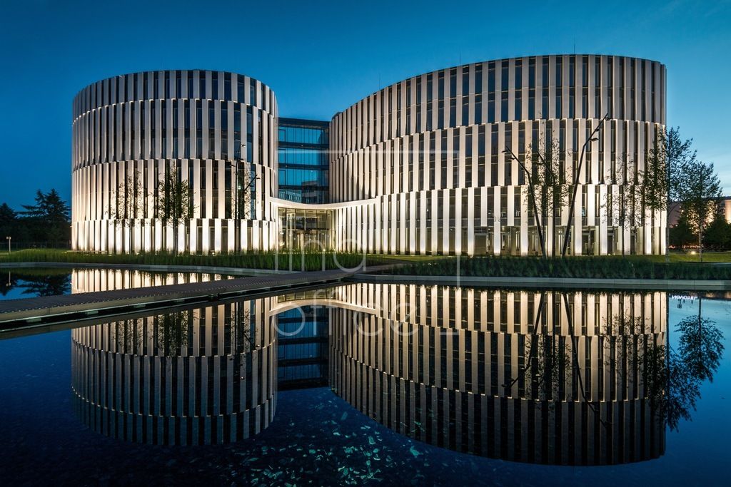 Biuro Warszawa Włochy, ul. Żwirki i Wigury. Zdjęcie 3