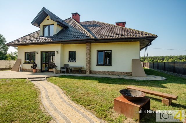 dom wolnostojący, 7 pokoi Brzeźnica. Zdjęcie 5