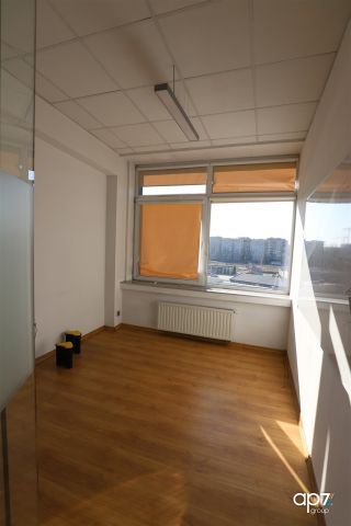 Biuro Kraków Grzegórzki, ul. Fabryczna. Zdjęcie 10