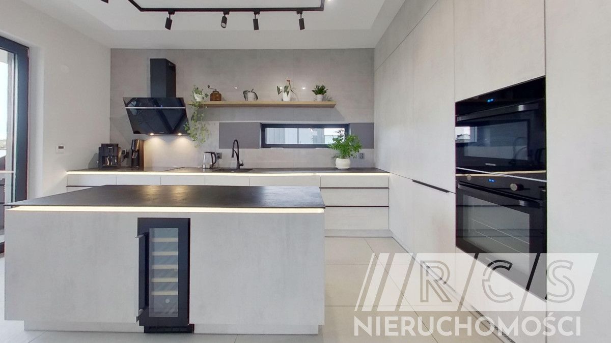 dom wolnostojący, 5 pokoi Kębłowice. Zdjęcie 8