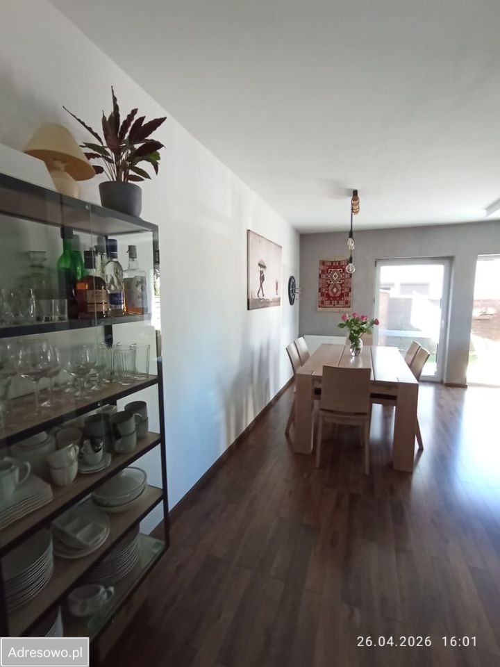 Mieszkanie 3-pokojowe Komorniki. Zdjęcie 3