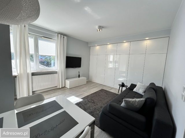 Mieszkanie 1-pokojowe Warszawa Ochota, ul. Włodarzewska. Zdjęcie 1