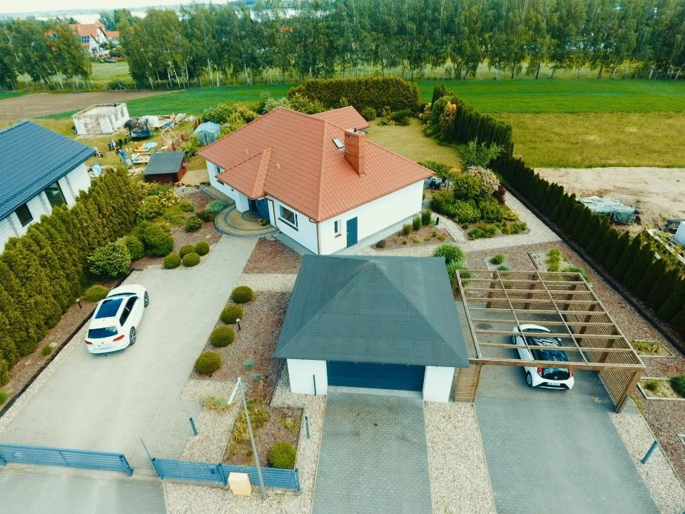 dom wolnostojący, 4 pokoje Nowa Wieś