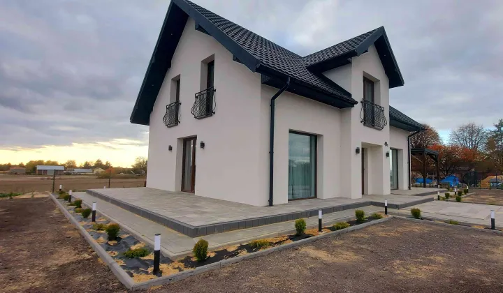 dom wolnostojący, 6 pokoi Marynin