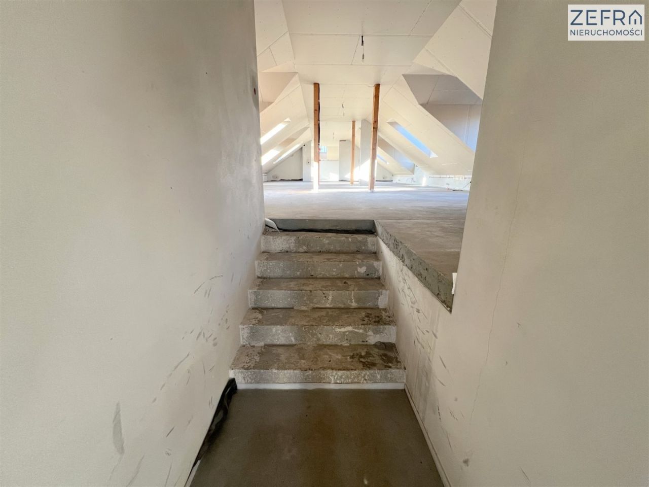 Lokal Zielonki. Zdjęcie 4