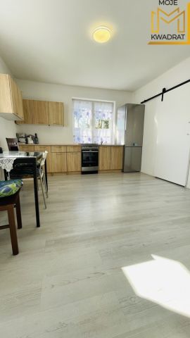 dom wolnostojący, 2 pokoje Bełchatów. Zdjęcie 2