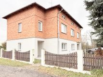 dom wolnostojący, 7 pokoi Petrykozy. Zdjęcie 1