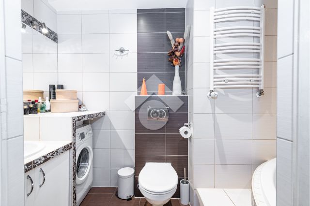 Mieszkanie 3-pokojowe Kraków Kurdwanów, ul. Stanisława Stojałowskiego. Zdjęcie 9