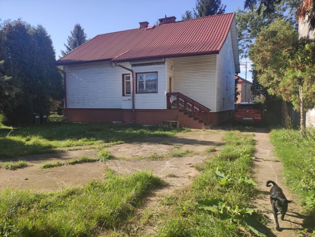 dom wolnostojący, 3 pokoje Podleszany Stara Wieś. Zdjęcie 1