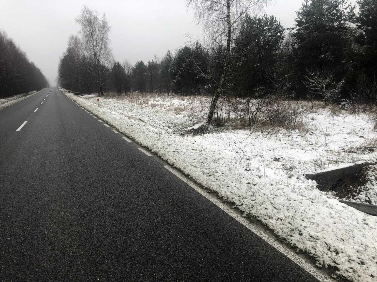 Działka budowlana Bernów. Zdjęcie 3