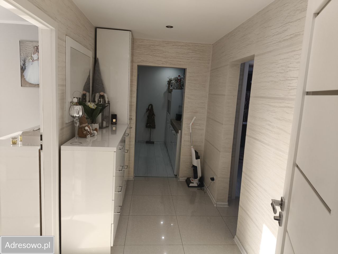 Mieszkanie 4-pokojowe Dąbrowa Górnicza Gołonóg, al. Józefa Piłsudskiego. Zdjęcie 2