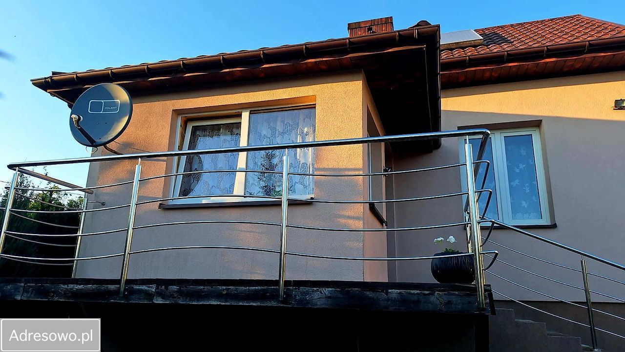 dom wolnostojący, 4 pokoje Januszewice. Zdjęcie 3