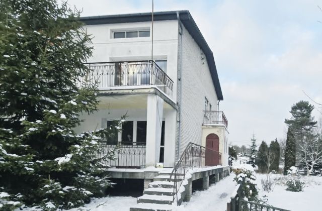 bliźniak, 3 pokoje Gilów. Zdjęcie 1