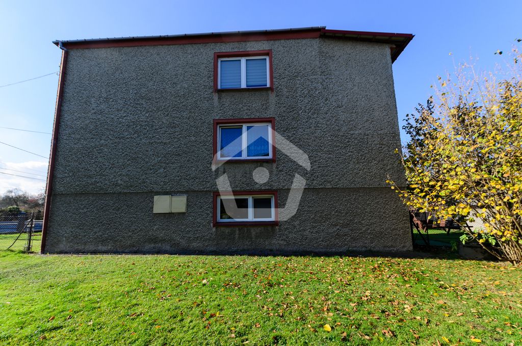 dom wolnostojący, 6 pokoi Trzciana. Zdjęcie 2