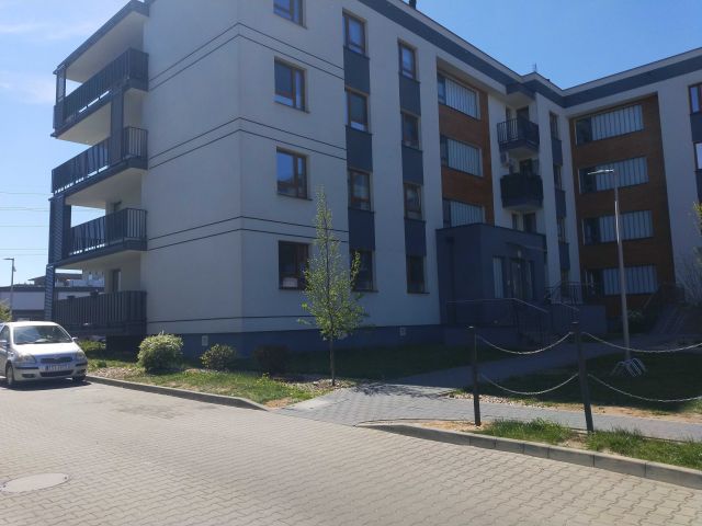 Mieszkanie 3-pokojowe Radom Idalin. Zdjęcie 1