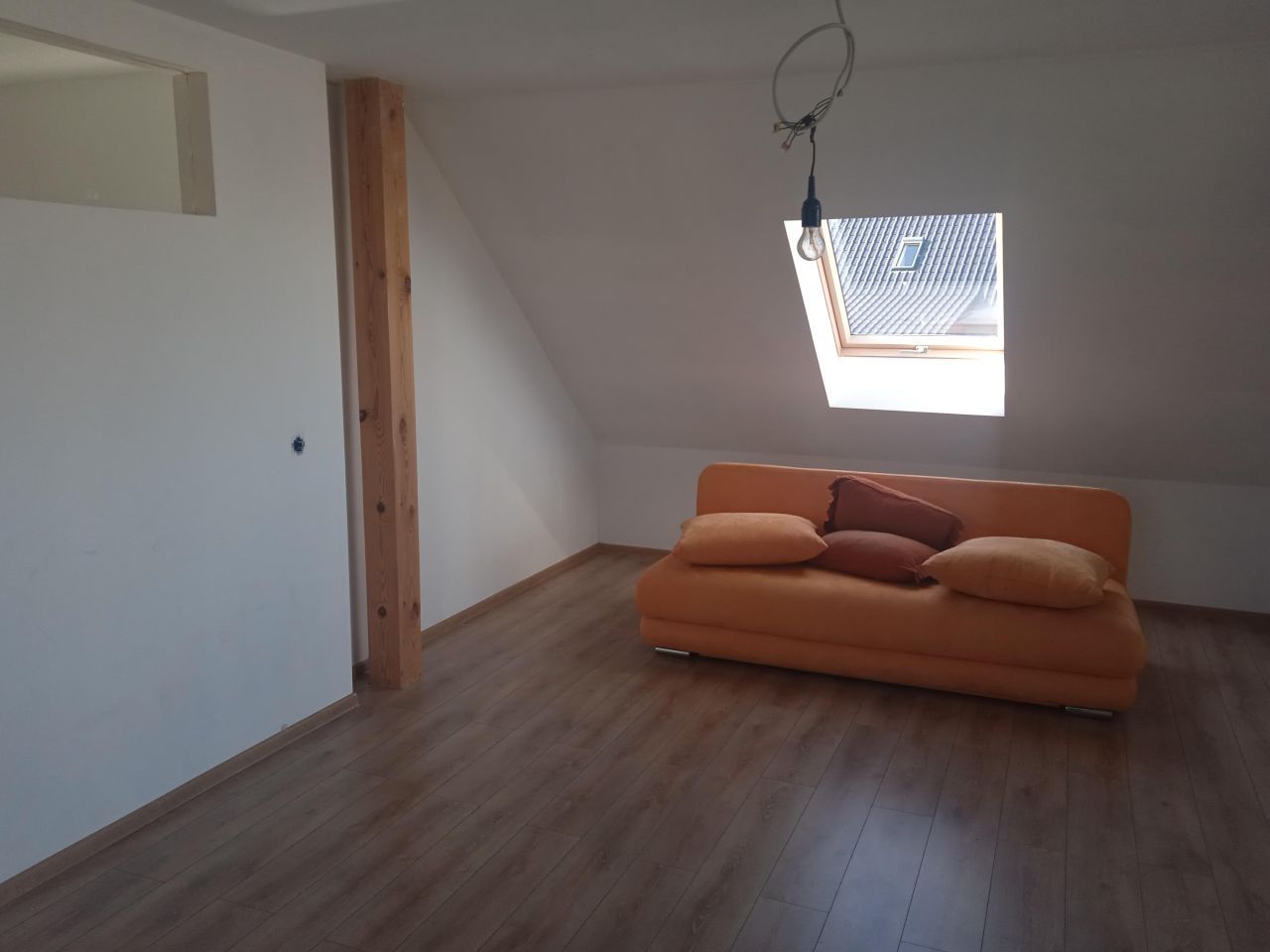 dom wolnostojący, 5 pokoi Piątkowice. Zdjęcie 12