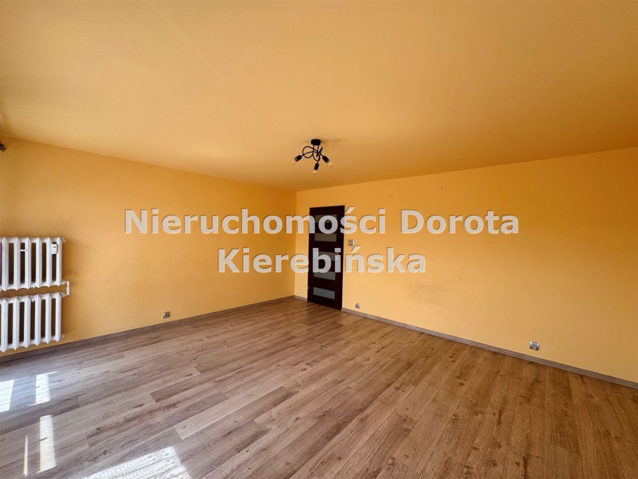 Mieszkanie 3-pokojowe Tomaszów Mazowiecki, ul. Mazowiecka. Zdjęcie 2