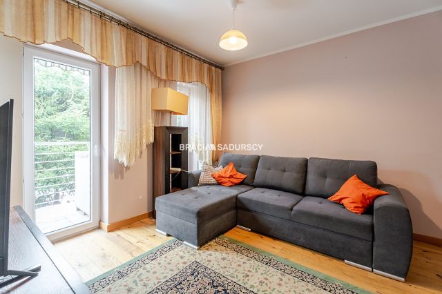 Mieszkanie 3-pokojowe Kraków Swoszowice, ul. Leona Petrażyckiego. Zdjęcie 2