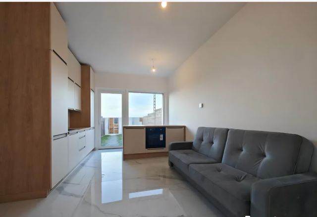 dom szeregowy, 2 pokoje Środa Wielkopolska, ul. Klonowa. Zdjęcie 1