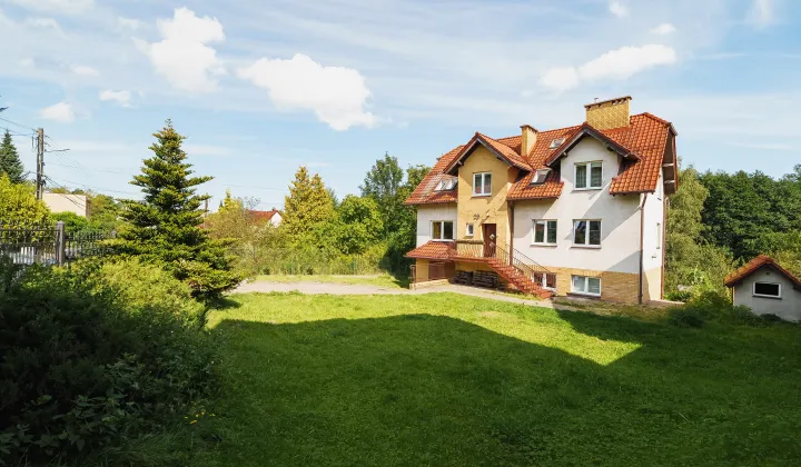 dom wolnostojący, 8 pokoi Gdynia Wielki Kack, ul. Źródło Marii