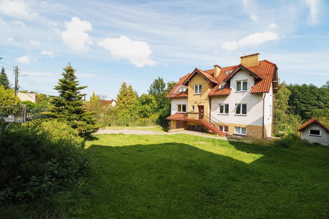 dom wolnostojący, 8 pokoi Gdynia Wielki Kack, ul. Źródło Marii. Zdjęcie 1