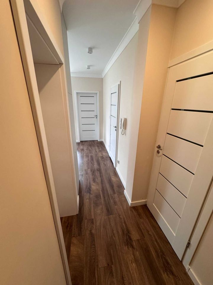 Mieszkanie 3-pokojowe Luboń. Zdjęcie 4