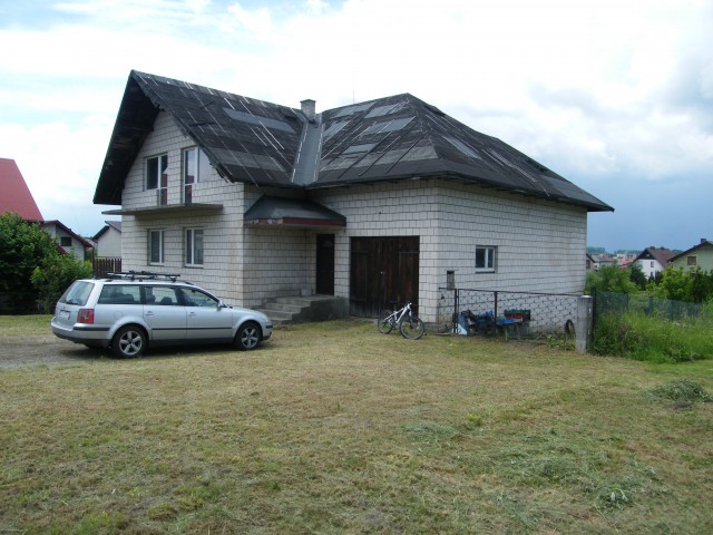 dom wolnostojący, 7 pokoi Łazy, ul. Klonowa. Zdjęcie 1