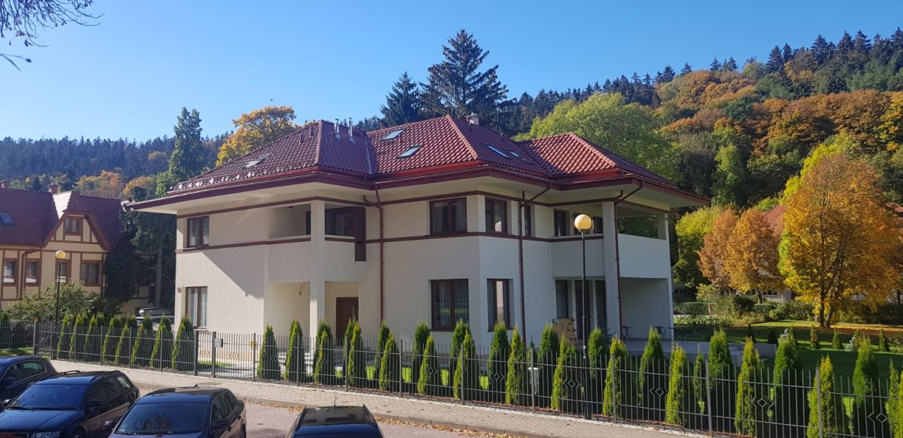 dom wolnostojący, 10 pokoi Duszniki-Zdrój, ul. Fryderyka Chopina. Zdjęcie 1
