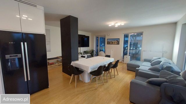 Mieszkanie 4-pokojowe Warszawa Praga-Południe, ul. Żupnicza. Zdjęcie 1