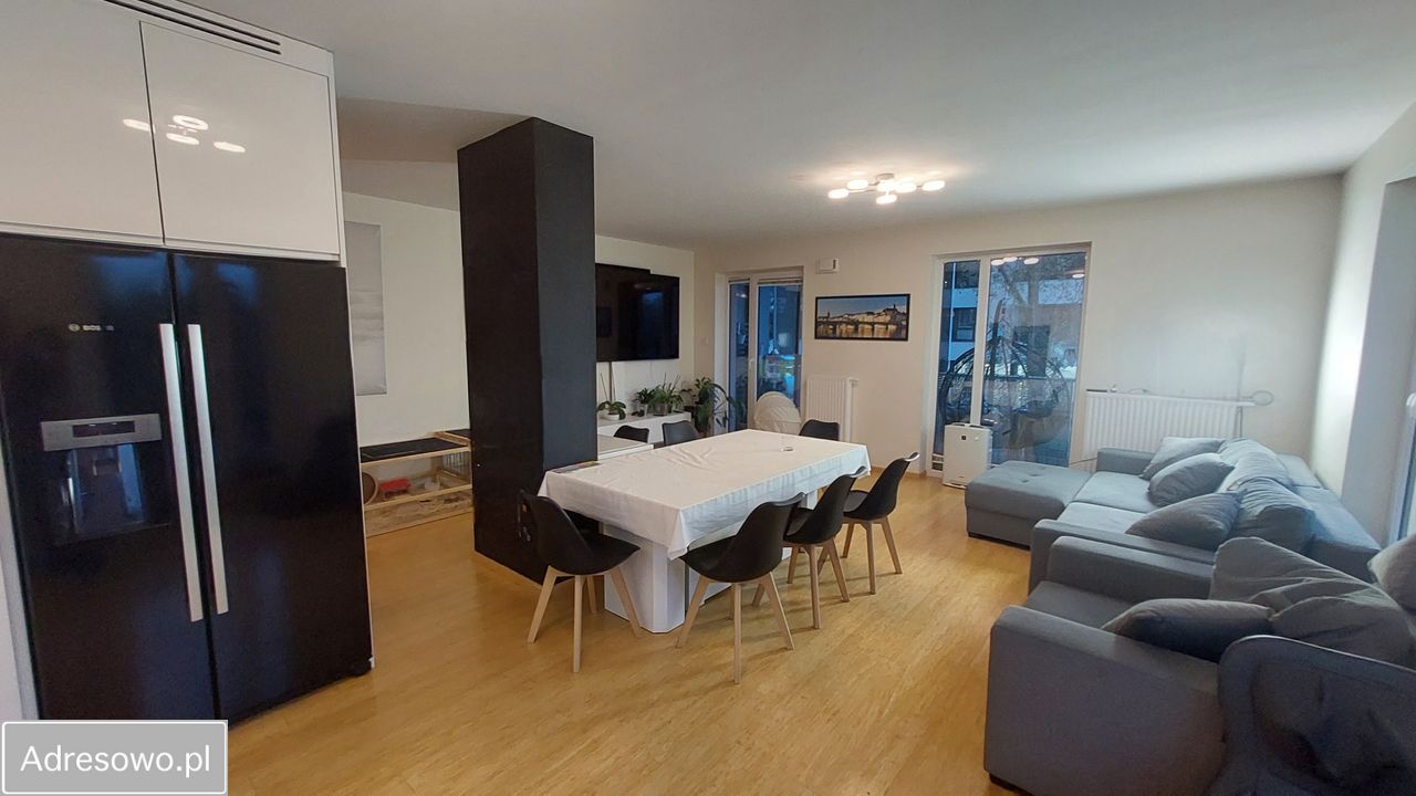 Mieszkanie 4-pokojowe Warszawa Praga-Południe, ul. Żupnicza. Zdjęcie 1