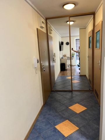 Mieszkanie 2-pokojowe Kalisz, ul. Prymasa Stefana Wyszyńskiego. Zdjęcie 1