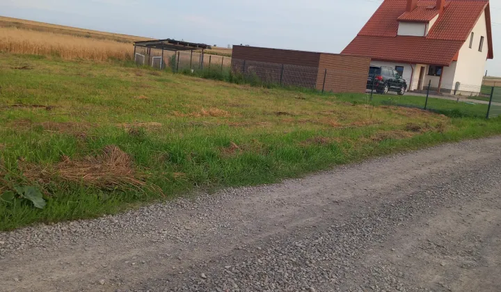 Działka budowlana Zwódne