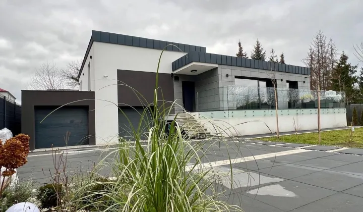 dom wolnostojący, 5 pokoi Niepołomice