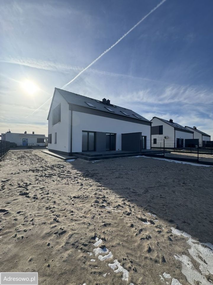 bliźniak, 4 pokoje Radzewo, ul. Gwiezdna. Zdjęcie 2