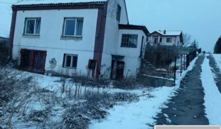 dom wolnostojący, 2 pokoje Ostrowiec Świętokrzyski, ul. Świętokrzyska