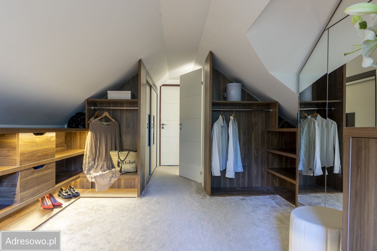 dom wolnostojący, 5 pokoi Sulejówek, ul. Trakt Brzeski. Zdjęcie 3