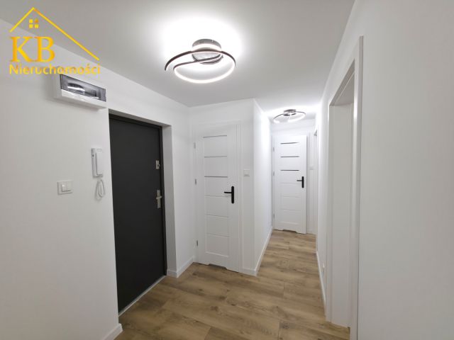 Mieszkanie 3-pokojowe Wałbrzych Biały Kamień. Zdjęcie 4