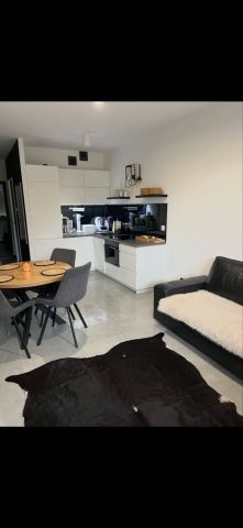 Mieszkanie 3-pokojowe Gorzów Wielkopolski, ul. Stefana Czarnieckiego. Zdjęcie 1