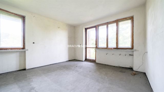 dom wolnostojący, 8 pokoi Libertów, ul. św. Floriana. Zdjęcie 8