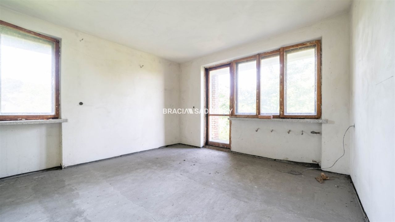 dom wolnostojący, 8 pokoi Libertów, ul. św. Floriana. Zdjęcie 8