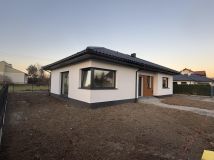 dom wolnostojący, 4 pokoje Kęty Centrum, ul. Żwirki i Wigury. Zdjęcie 1