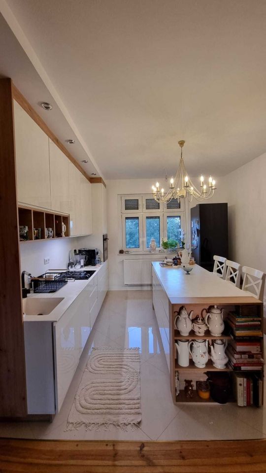 Mieszkanie 5-pokojowe Grodków. Zdjęcie 3