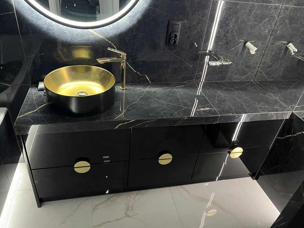 Mieszkanie 3-pokojowe Katowice Kostuchna. Zdjęcie 2